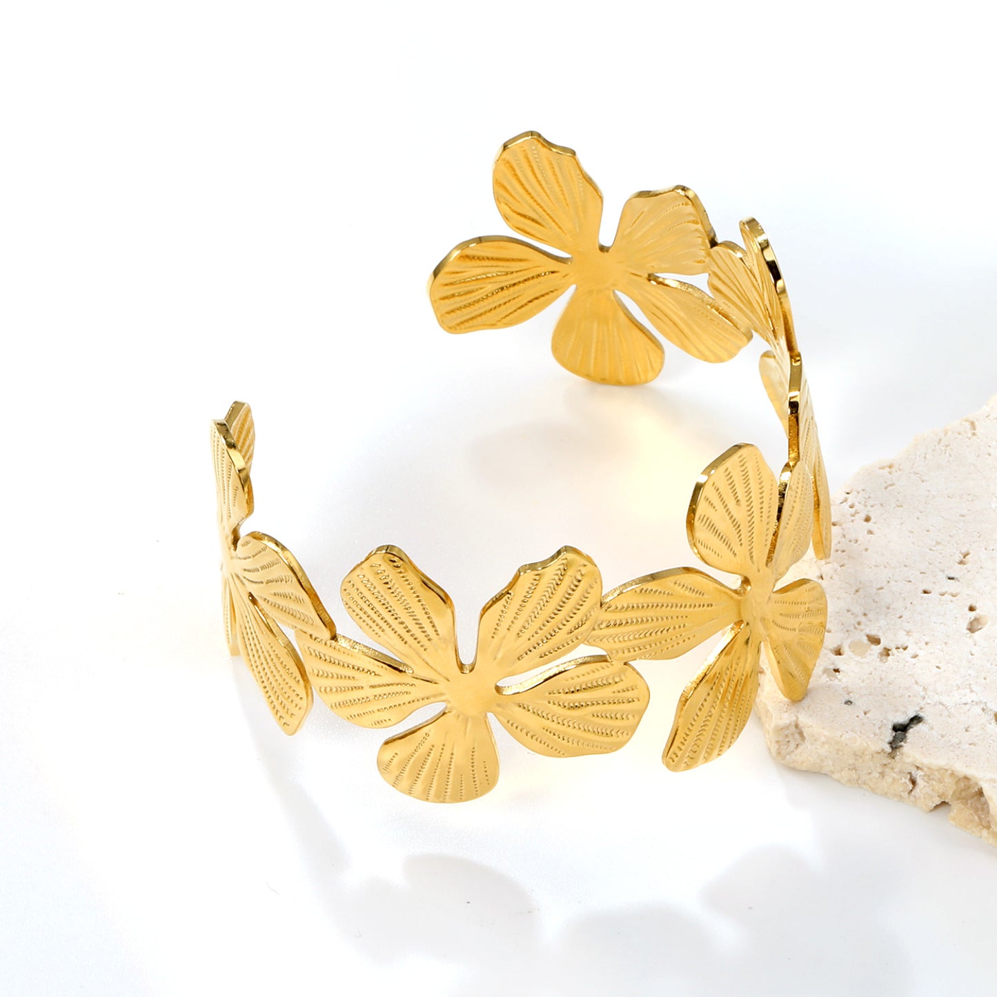 Bella Oak Bangle