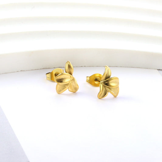 Tulip bud earing